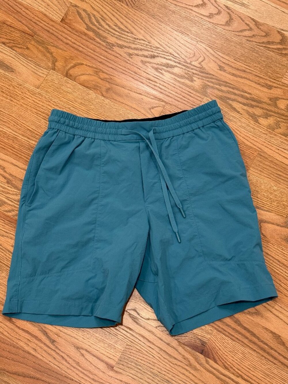 Lululemon Bowline shorts